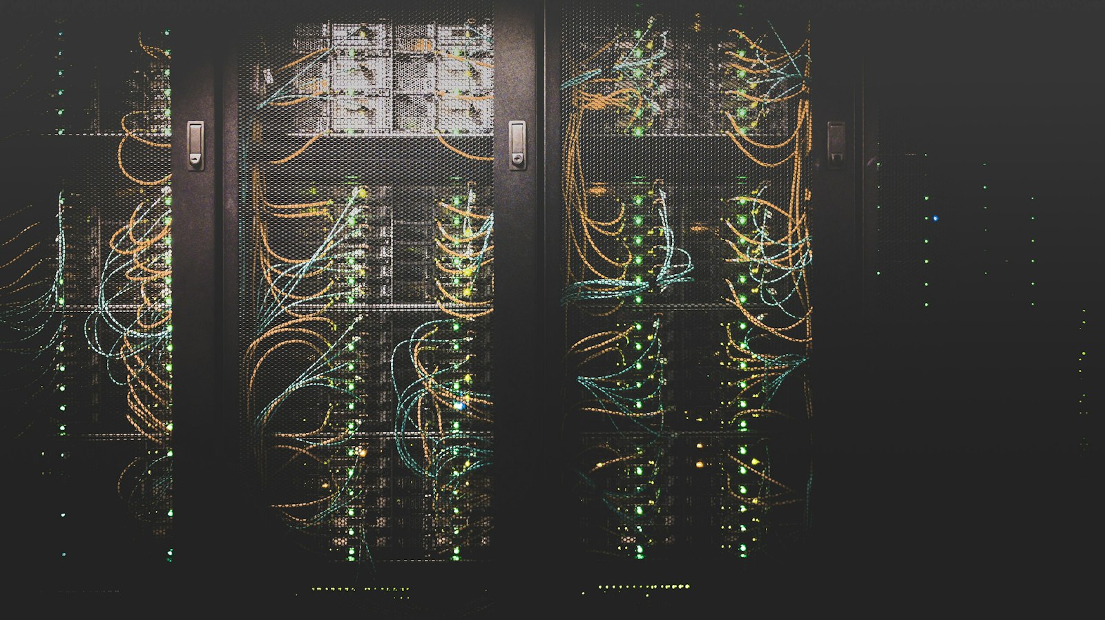 数字孪生平台私有化服务器机房部署场景